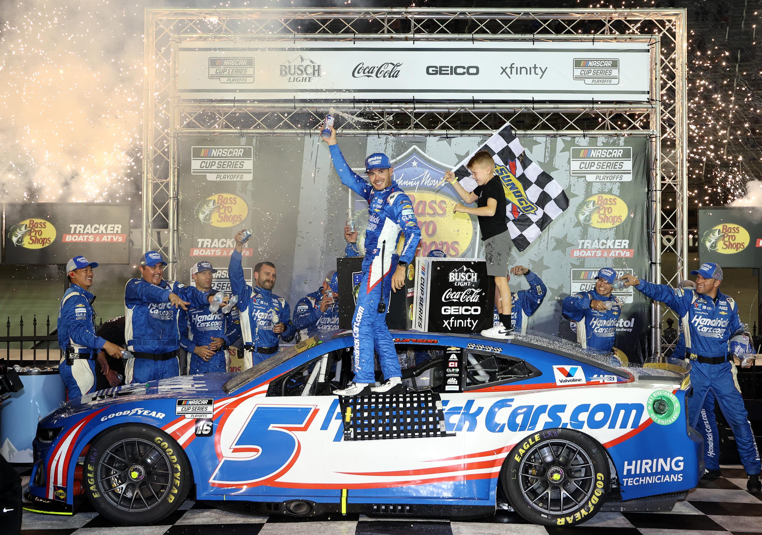 Kyle Larson celebrates in Victory Lane at Bristol.