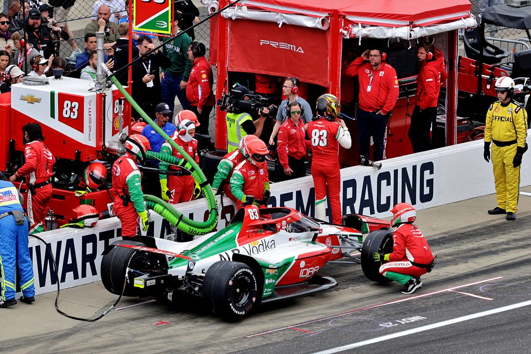 Robert Shwartzman pits at Indianapolis.