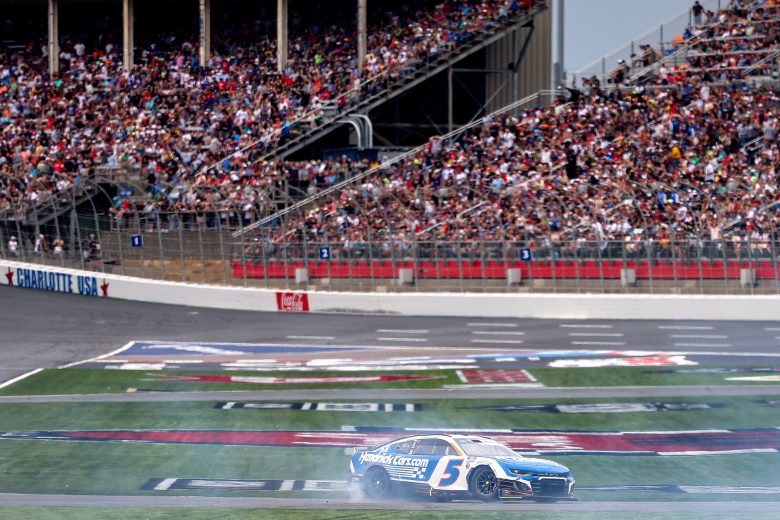 Kyle Larson spins at Charlotte.