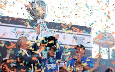 Championship Race: Larson becomes two-time Cup Series champion, Blaney wins at Phoenix