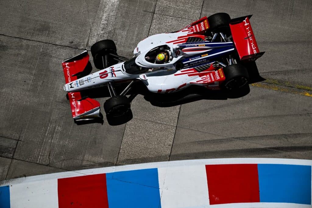 Alex Palou drives at Detroit.