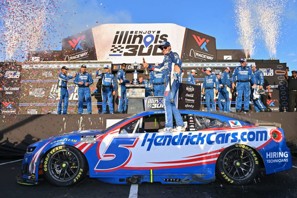 Kyle Larson celebrates in Victory Lane at Gateway.