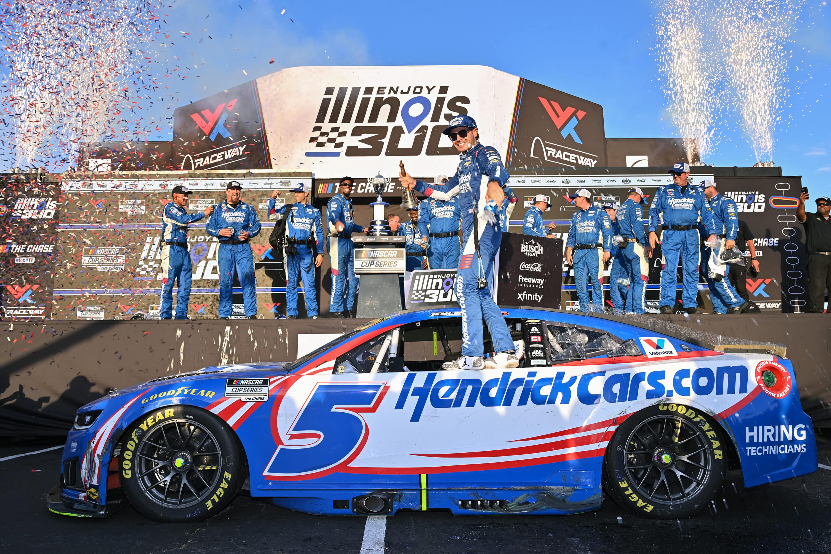 Kyle Larson celebrates in Victory Lane at Gateway.